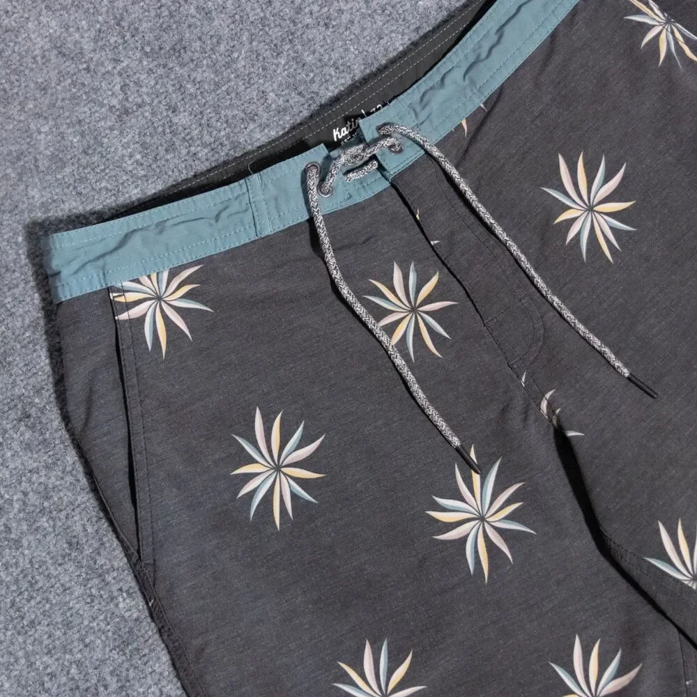 Katin Valance Hybrid Swim Trunks Mens 32 Gray Floral Board Shorts 7.5